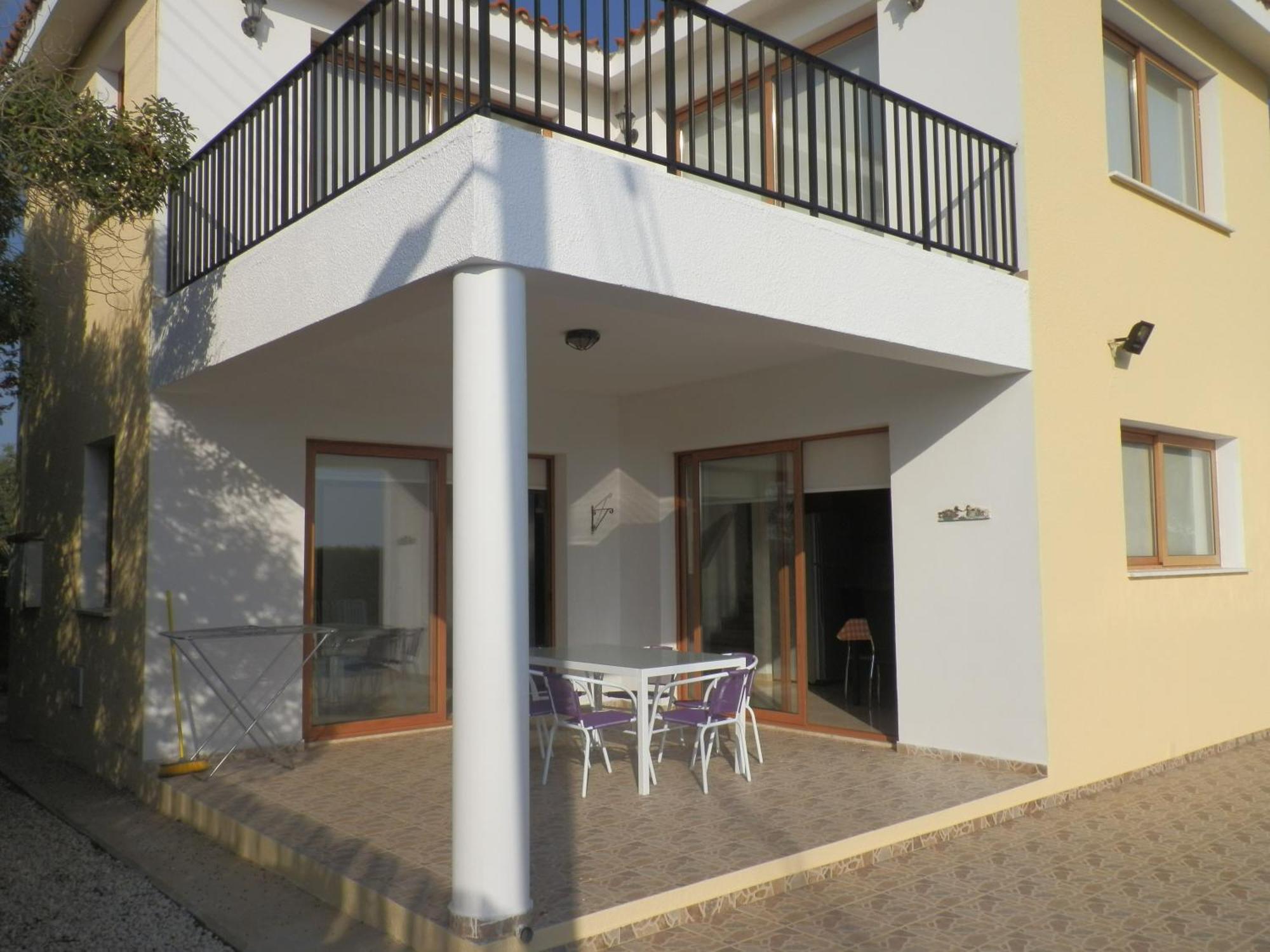 Elina * Pafos